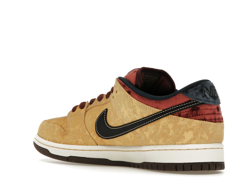 Nike SB Dunk Low City of Cinema - image 23