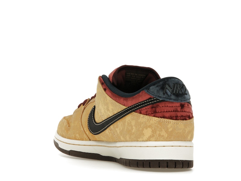 Nike SB Dunk Low City of Cinema - image 25