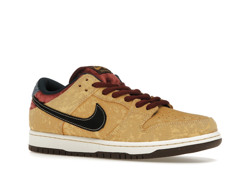 Nike SB Dunk Low City of Cinema - image 4