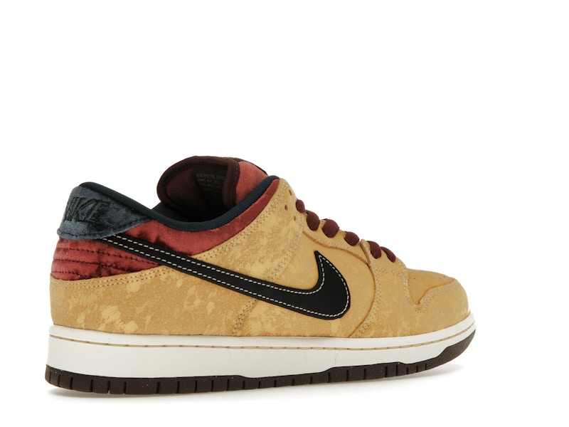 Nike SB Dunk Low City of Cinema - image 33