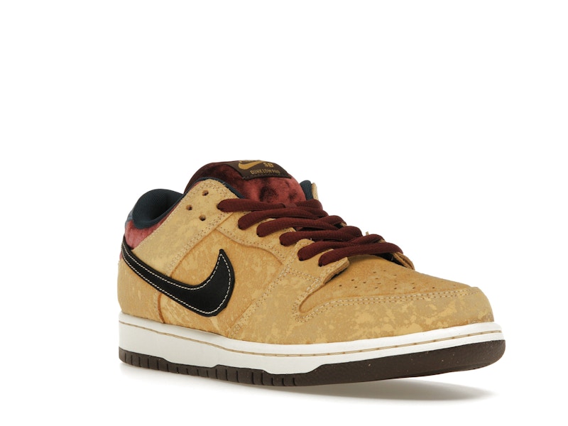 Nike SB Dunk Low City of Cinema - image 6