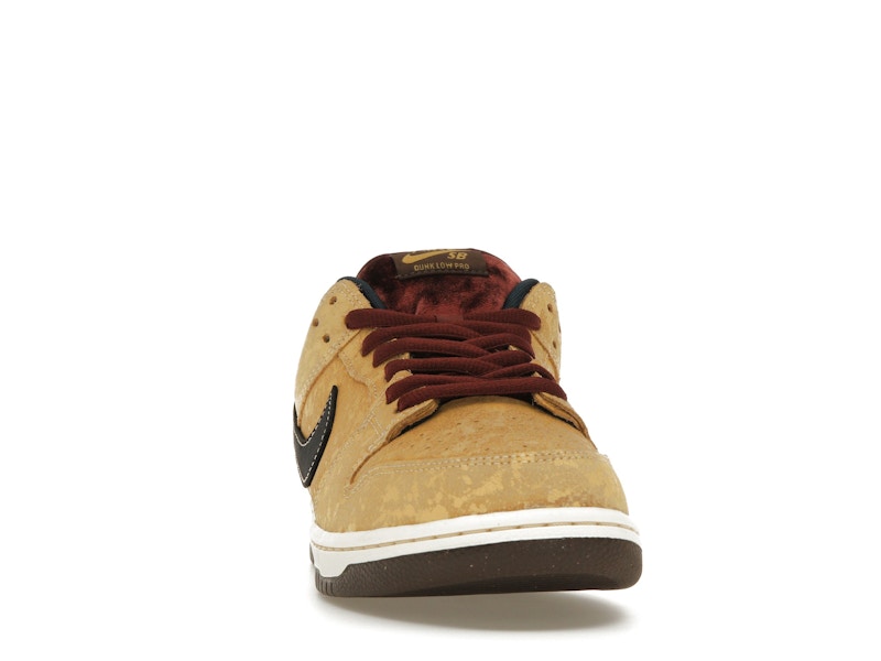 Nike SB Dunk Low City of Cinema - image 9