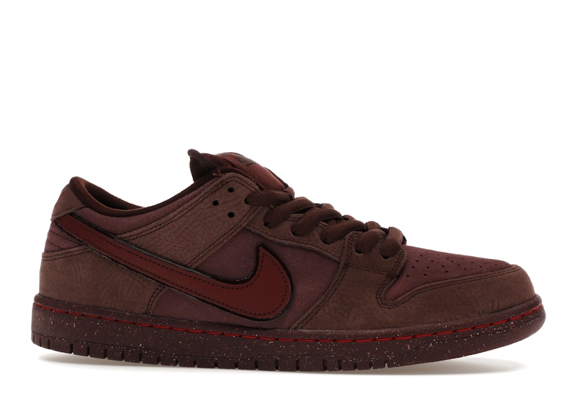Nike SB Dunk Low City of Love Burgundy Crush - image 2