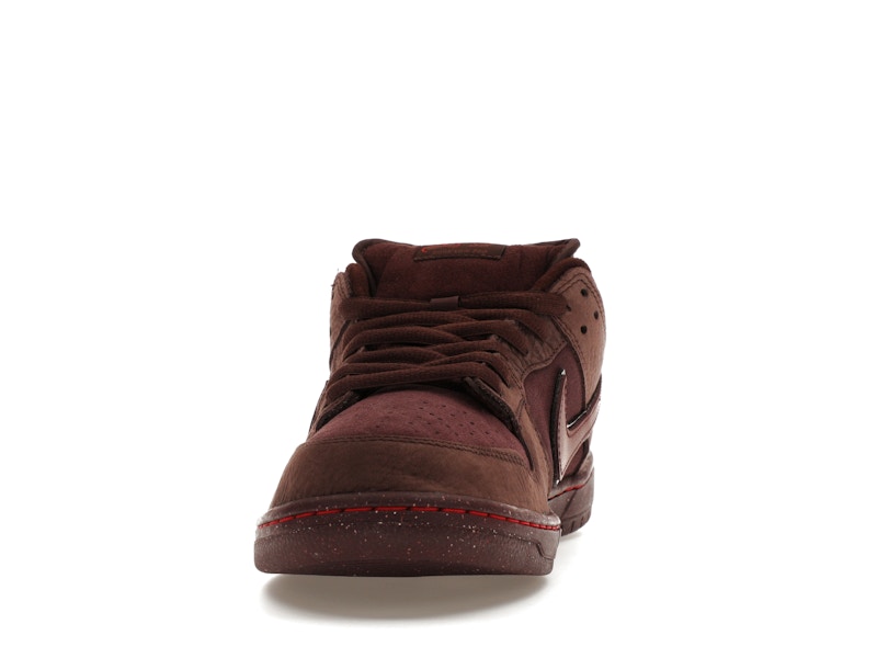 Nike SB Dunk Low City of Love Burgundy Crush - image 11