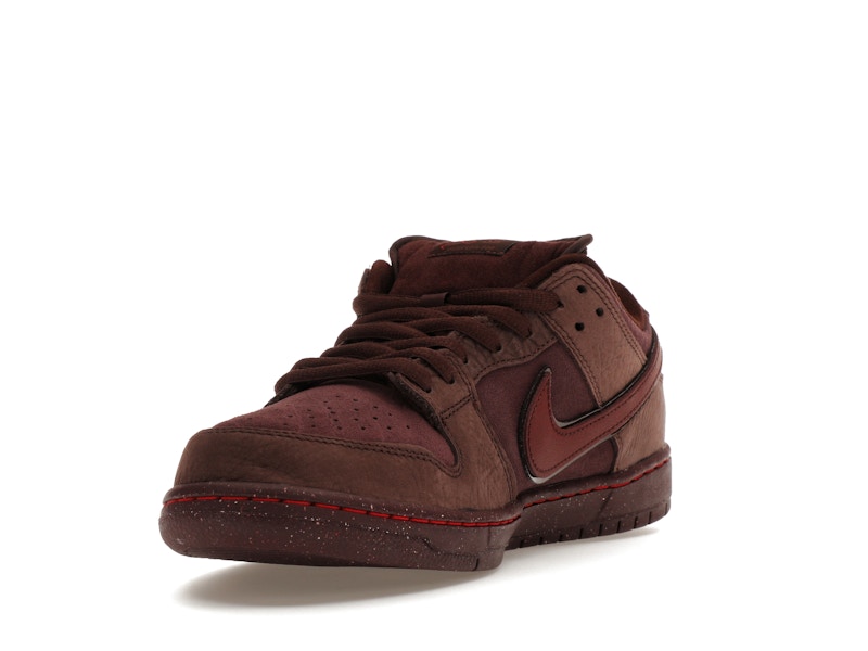 Nike SB Dunk Low City of Love Burgundy Crush - image 13