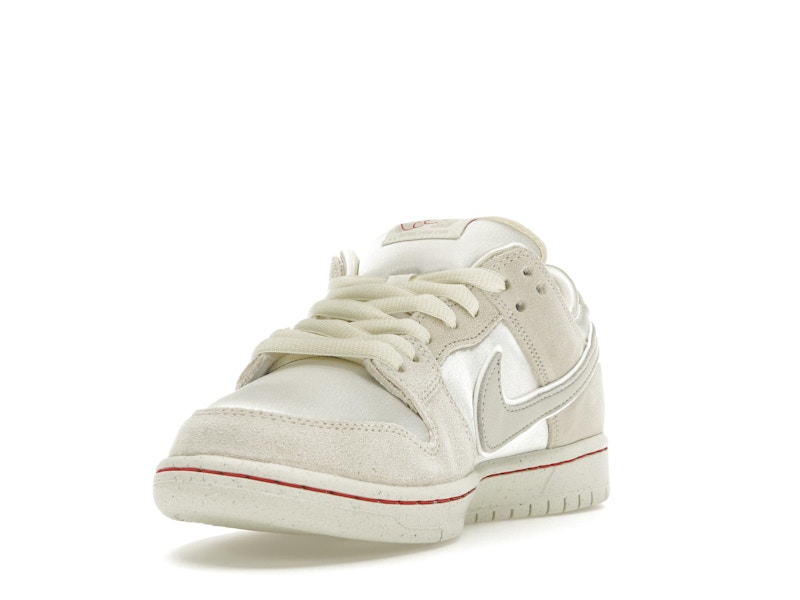 Nike SB Dunk Low City of Love Light Bone - image 13