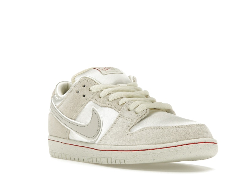 Nike SB Dunk Low City of Love Light Bone - image 6