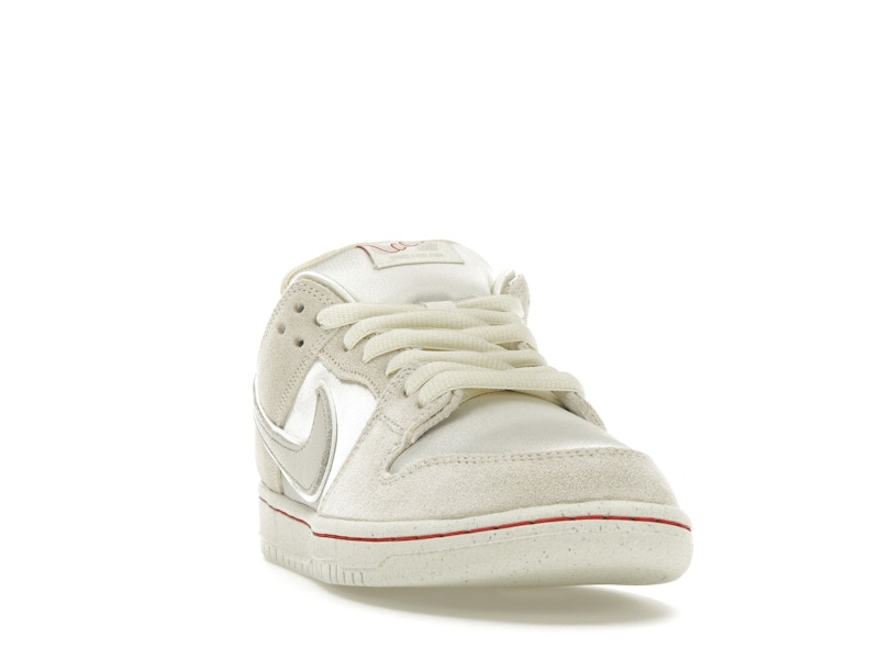 Nike SB Dunk Low City of Love Light Bone - image 8