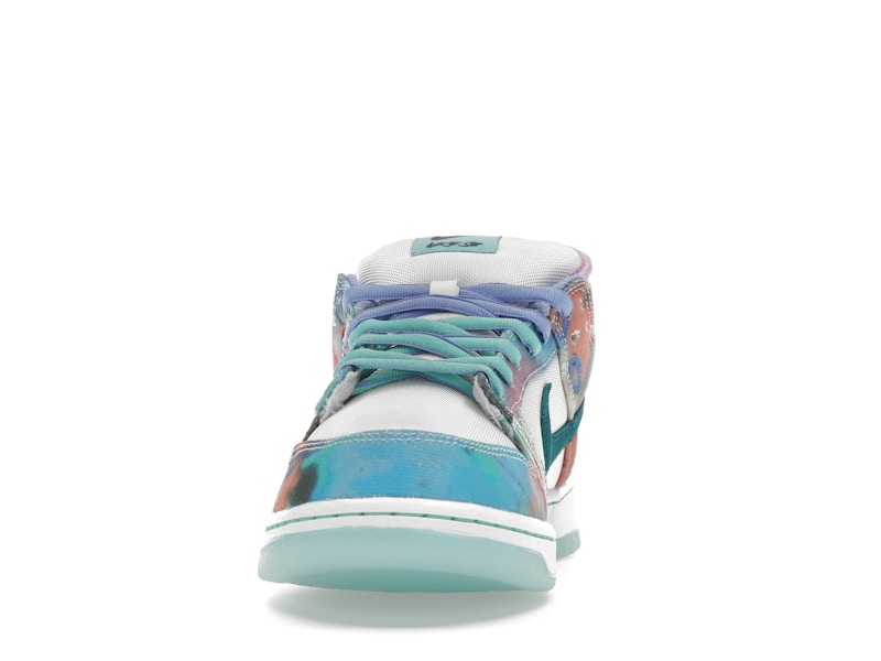 Nike SB Dunk Low Futura Laboratories Bleached Aqua - image 11