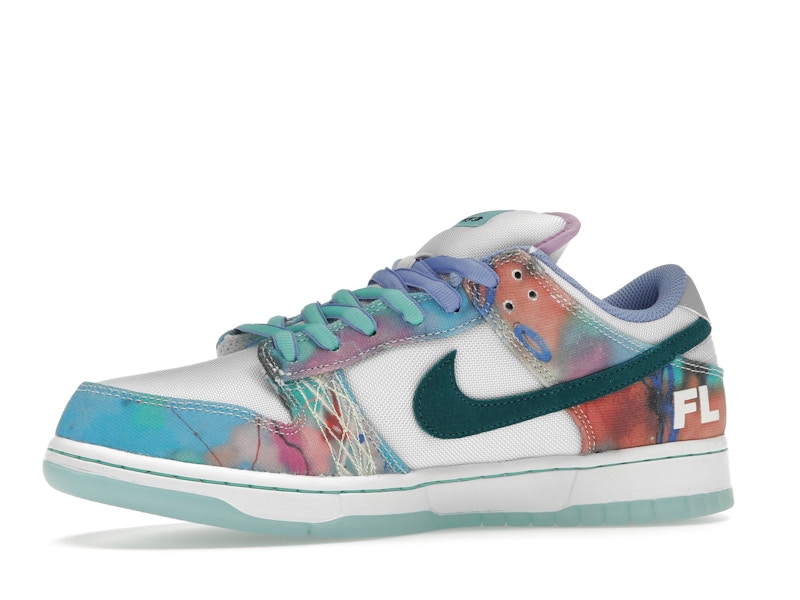 Nike SB Dunk Low Futura Laboratories Bleached Aqua - image 17