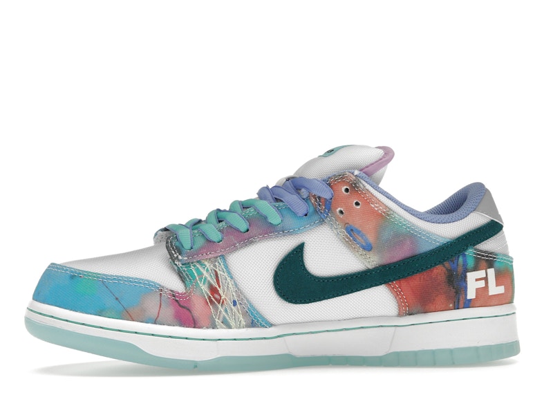 Nike SB Dunk Low Futura Laboratories Bleached Aqua - image 18
