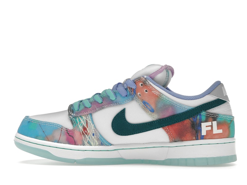 Nike SB Dunk Low Futura Laboratories Bleached Aqua - image 20