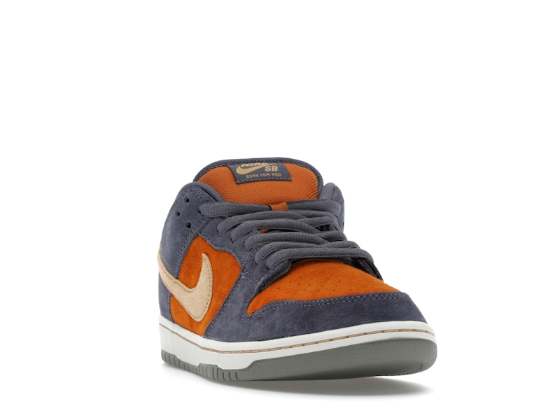 Nike SB Dunk Low Light Carbon Monarch - image 8