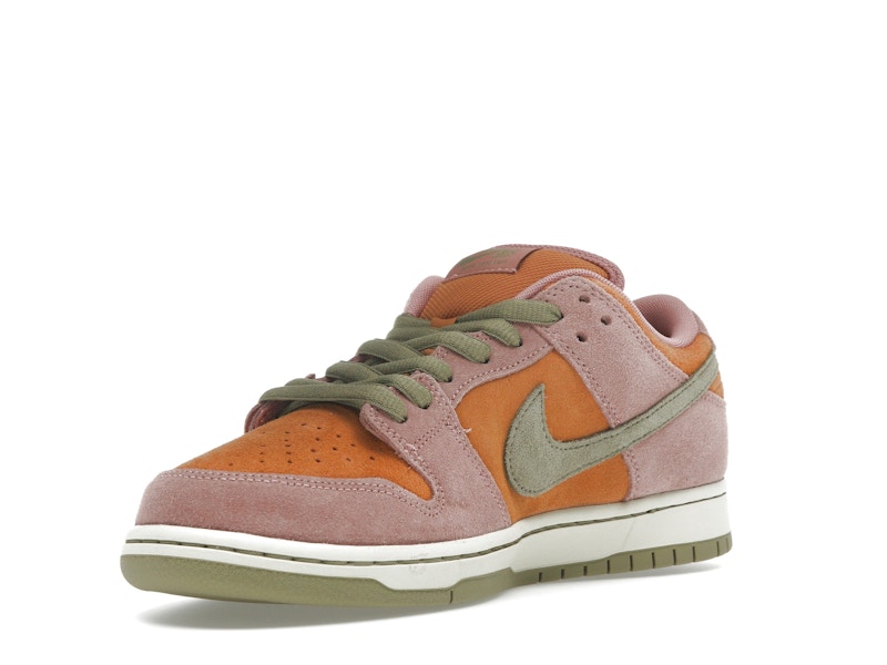 Nike SB Dunk Low Red Stardust - image 14