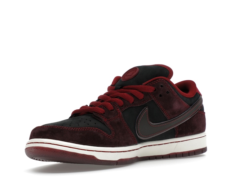Nike SB Dunk Low Riot Skateshop - image 15