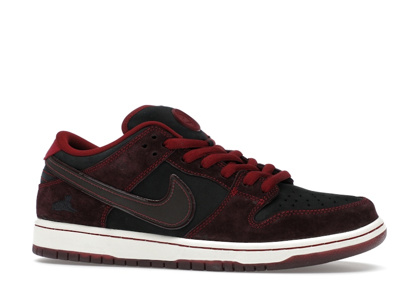 Nike SB Dunk Low Riot Skateshop - image 3