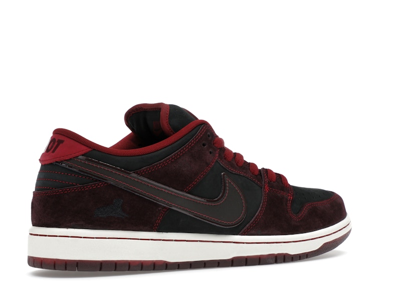 Nike SB Dunk Low Riot Skateshop - image 34