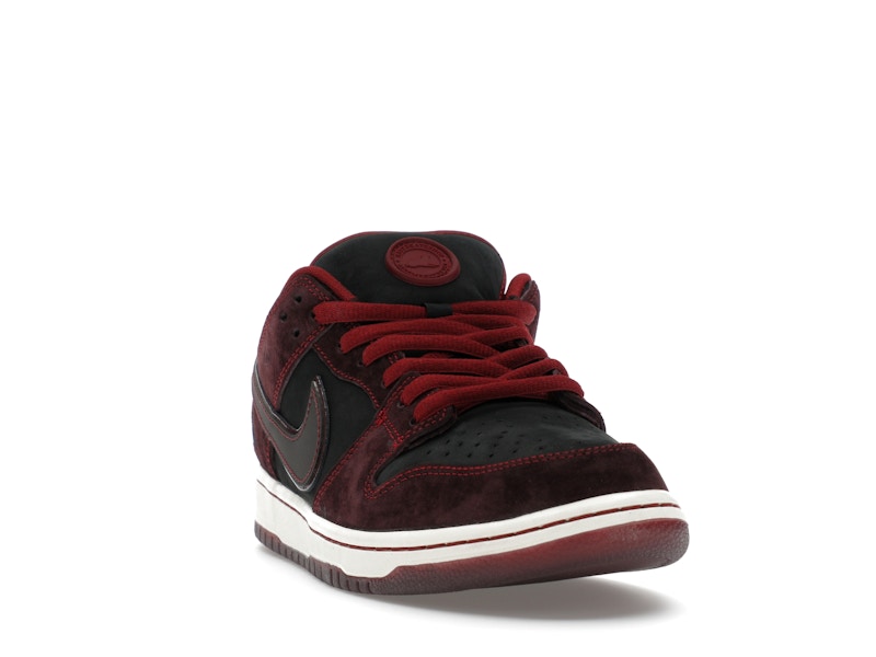 Nike SB Dunk Low Riot Skateshop - image 8