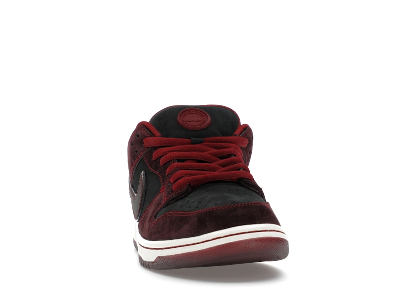Nike SB Dunk Low Riot Skateshop - image 9