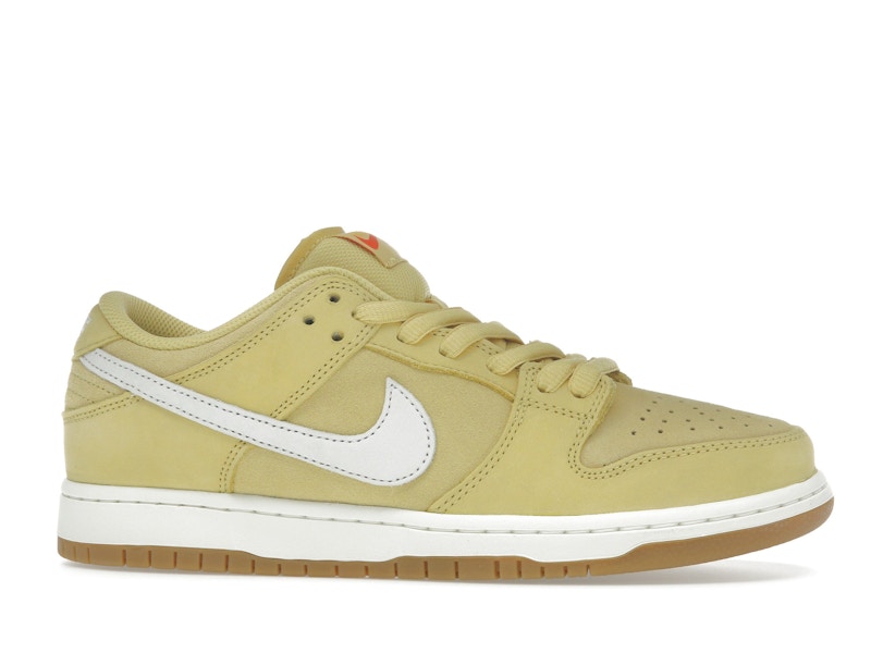 Nike SB Dunk Low Saturn Gold - image 2