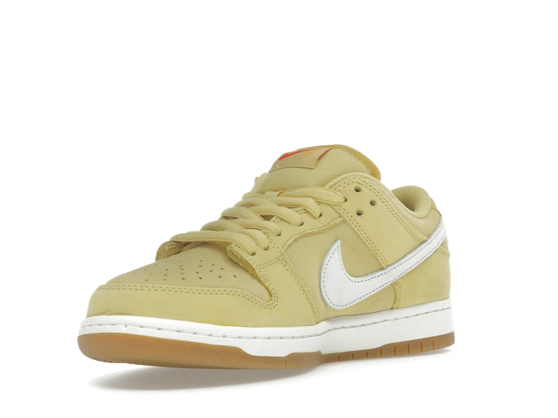Nike SB Dunk Low Saturn Gold - image 14