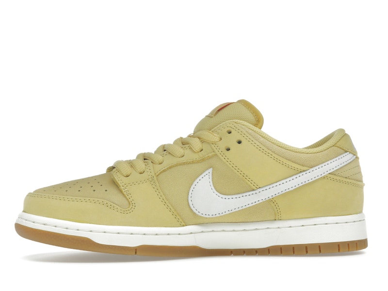 Nike SB Dunk Low Saturn Gold - image 18