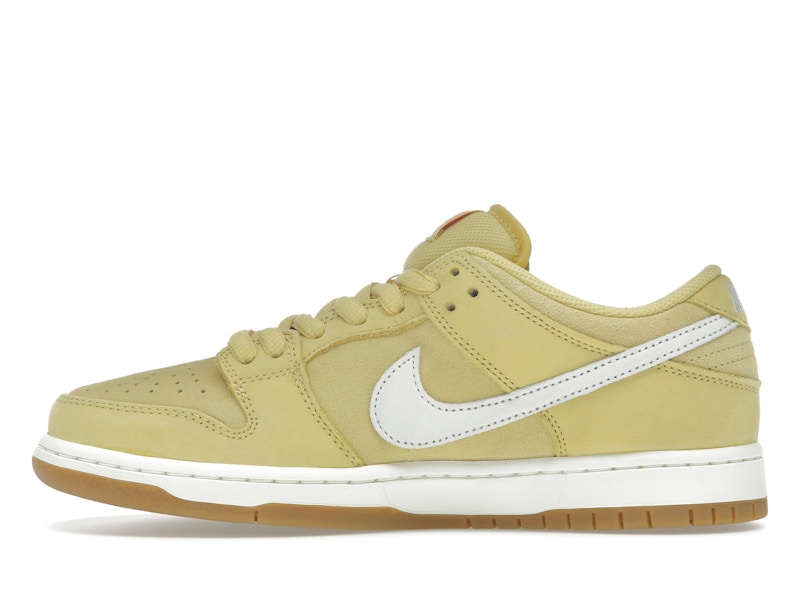 Nike SB Dunk Low Saturn Gold - image 19