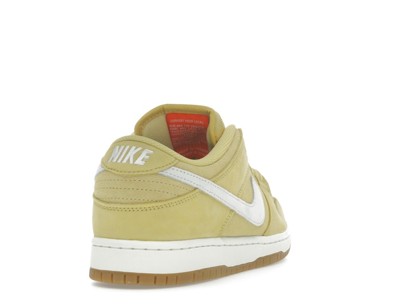 Nike SB Dunk Low Saturn Gold - image 30
