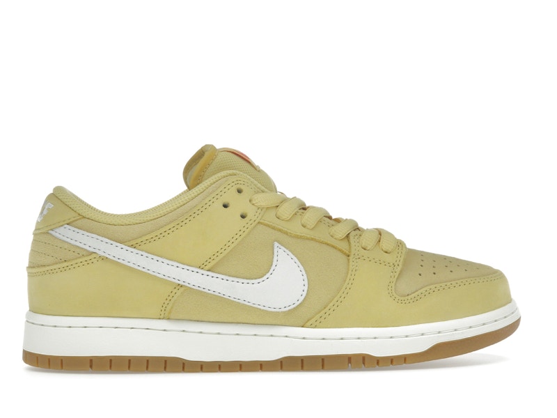 Nike SB Dunk Low Saturn Gold - image 36
