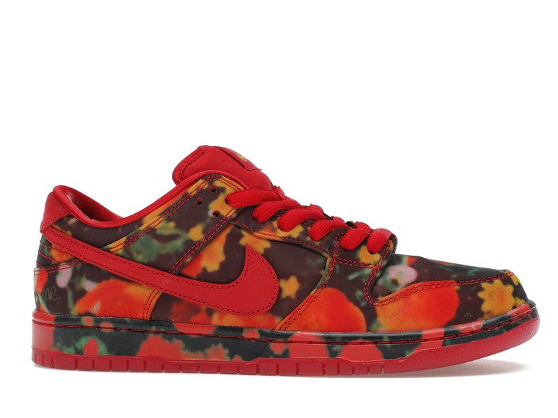 Nike SB Dunk Low The Wizard of Oz Poppy Field - image 2