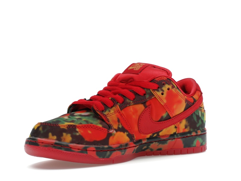 Nike SB Dunk Low The Wizard of Oz Poppy Field - image 15