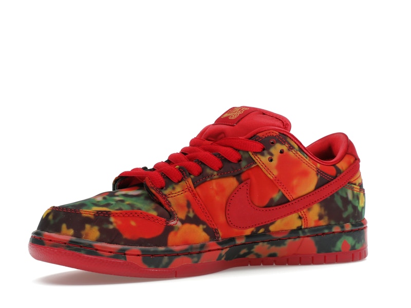 Nike SB Dunk Low The Wizard of Oz Poppy Field - image 16