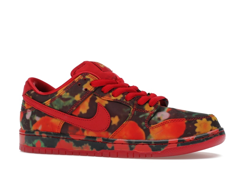 Nike SB Dunk Low The Wizard of Oz Poppy Field - image 3