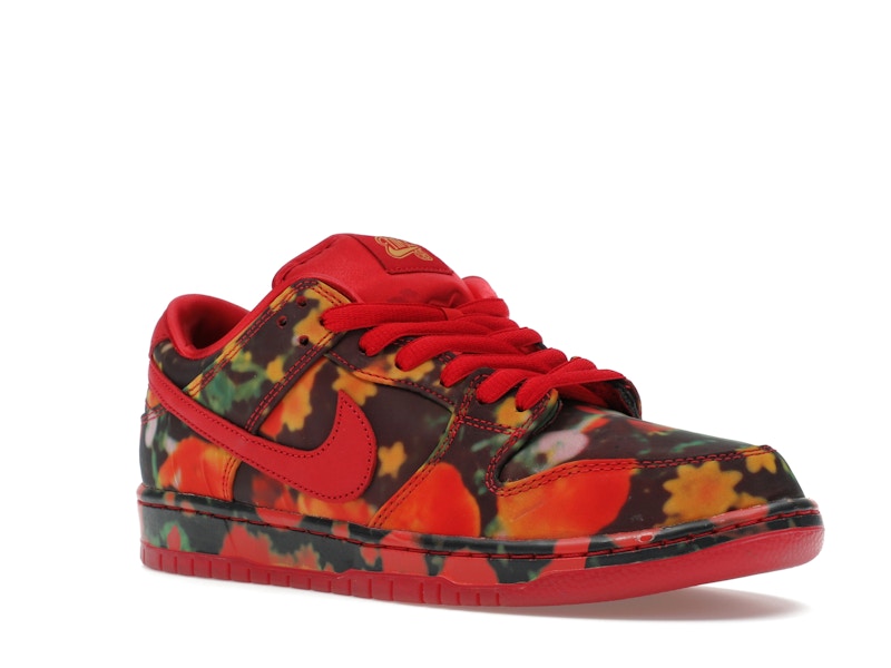 Nike SB Dunk Low The Wizard of Oz Poppy Field - image 5
