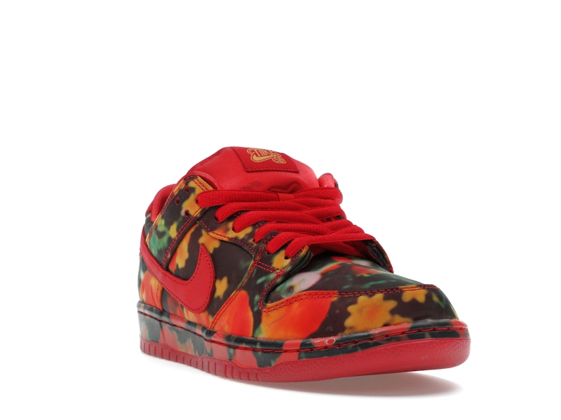 Nike SB Dunk Low The Wizard of Oz Poppy Field - image 7