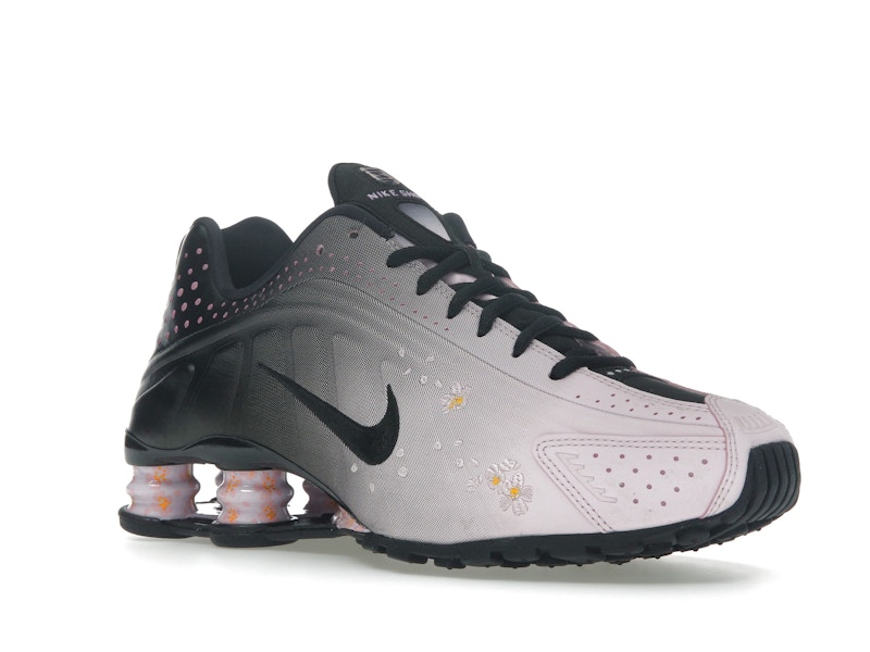 Nike Shox R4 Sakura (Women's) - image 5