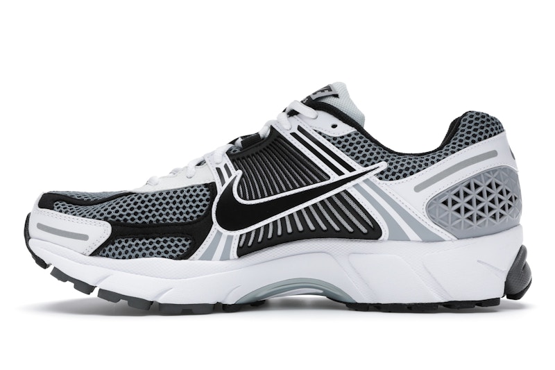 Nike Zoom Vomero 5 SE SP Dark Grey Black White - image 19