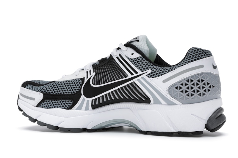 Nike Zoom Vomero 5 SE SP Dark Grey Black White - image 21