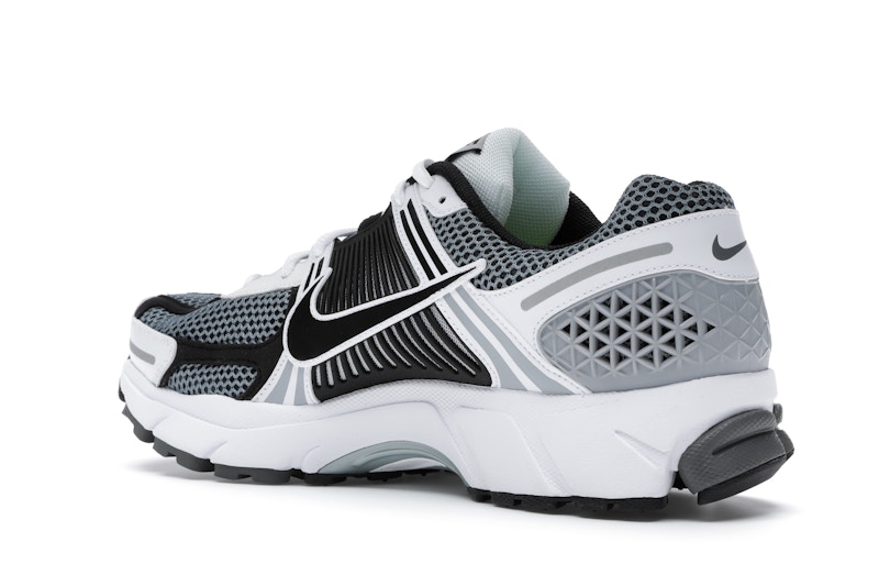 Nike Zoom Vomero 5 SE SP Dark Grey Black White - image 23