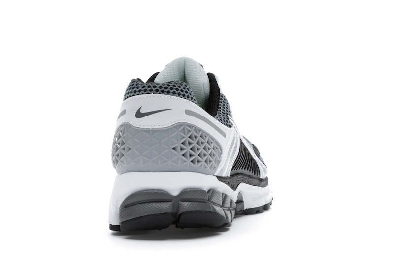 Nike Zoom Vomero 5 SE SP Dark Grey Black White - image 29