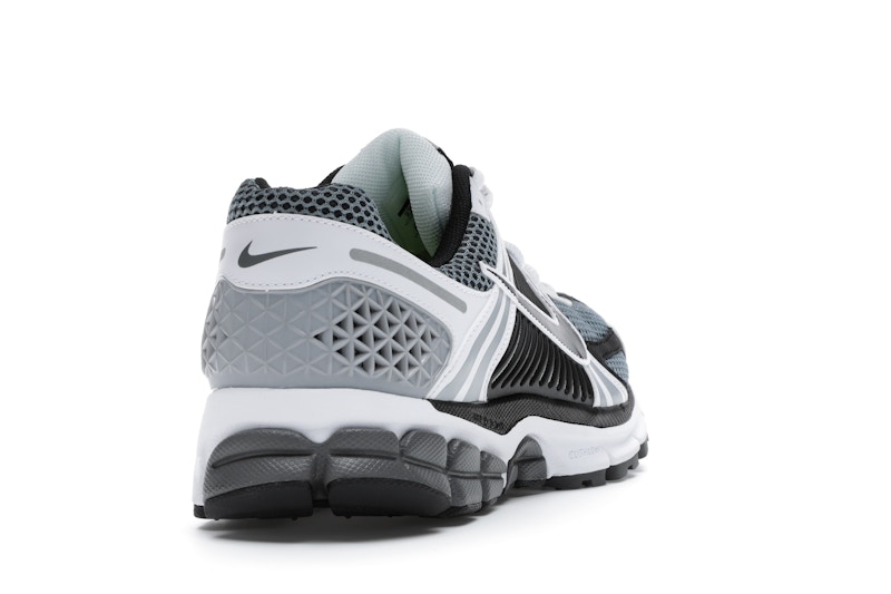 Nike Zoom Vomero 5 SE SP Dark Grey Black White - image 30