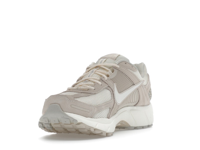 Nike Zoom Vomero 5 Light Orewood Brown - image 13