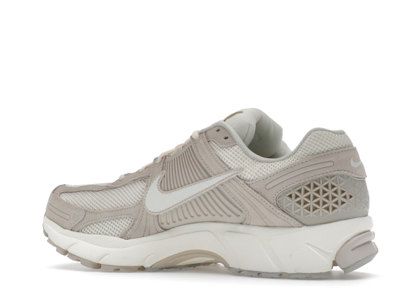 Nike Zoom Vomero 5 Light Orewood Brown - image 22