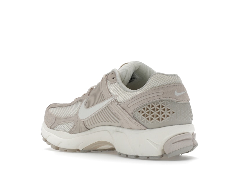 Nike Zoom Vomero 5 Light Orewood Brown - image 24