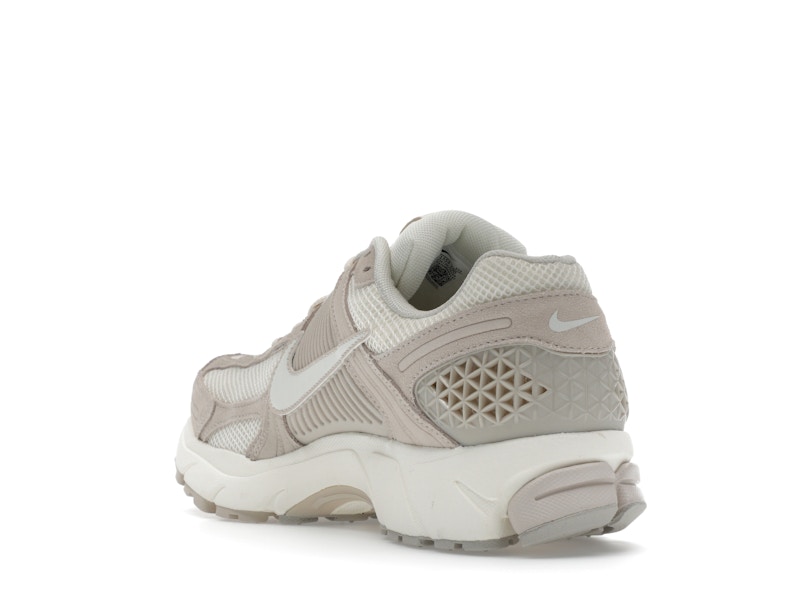 Nike Zoom Vomero 5 Light Orewood Brown - image 25