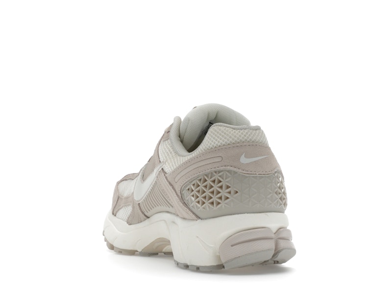 Nike Zoom Vomero 5 Light Orewood Brown - image 26