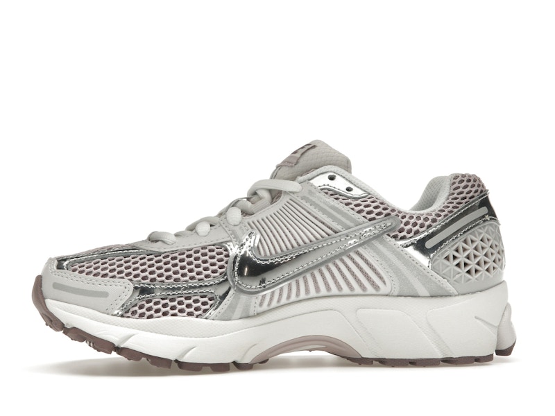 Nike Zoom Vomero 5 Metallic Silver Platinum Violet (Women's) - image 18
