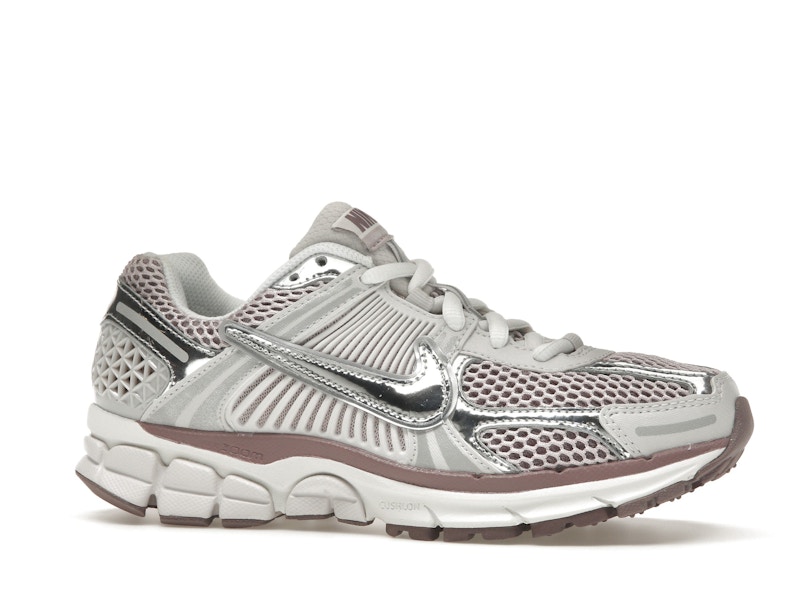 Nike Zoom Vomero 5 Metallic Silver Platinum Violet (Women's) - image 3
