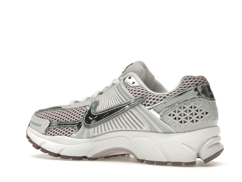 Nike Zoom Vomero 5 Metallic Silver Platinum Violet (Women's) - image 22