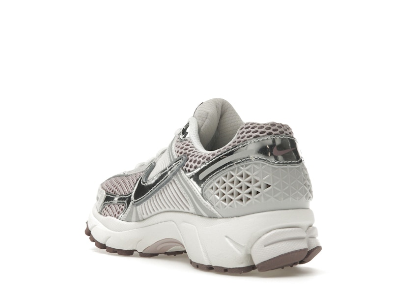 Nike Zoom Vomero 5 Metallic Silver Platinum Violet (Women's) - image 25
